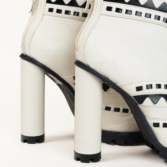 Sophia Webster White & Black Lace-Up Heeled Ankle Boots - Picture 9 of 11